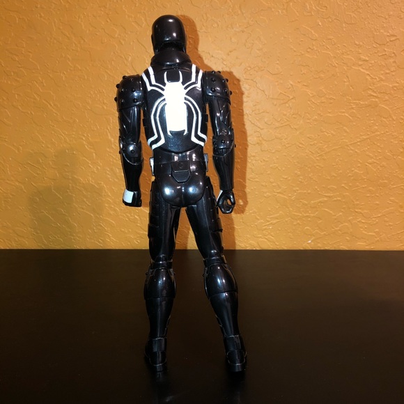 Marvel Agent Venom Action Figure - Picture 2 of 2